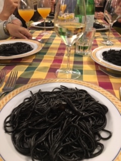 31.4.15　Spaghetti al nero di seppia.jpg